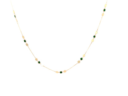 Lantisor din aur cu elemente geometrice și pietre verzi