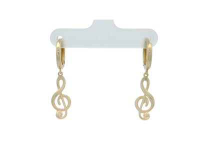 Cercei Antonia Gold tip verigă din aur galben cu pandantiv în formă de cheia sol, design elegant și minimalist.