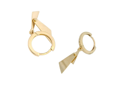 Cercei Antonia Gold din aur galben cu design geometric modern format din elemente triunghiulare suprapuse