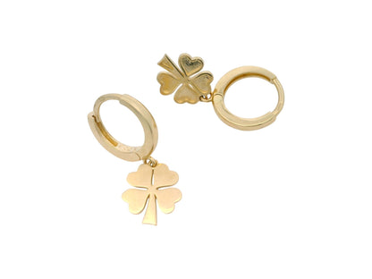 Cercei Antonia Gold tip creole din aur galben 14K cu pandantiv trifoi cu patru foi, design elegant și minimalist.