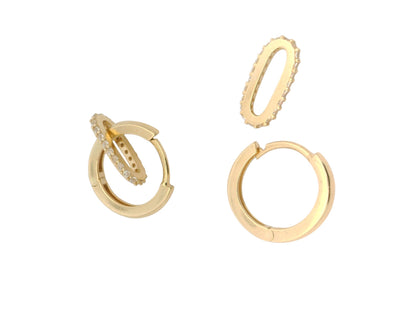 Cercei Antonia Gold tip hoop aurii cu pandantiv oval detașabil decorat cu pietre strălucitoare pe fundal alb
