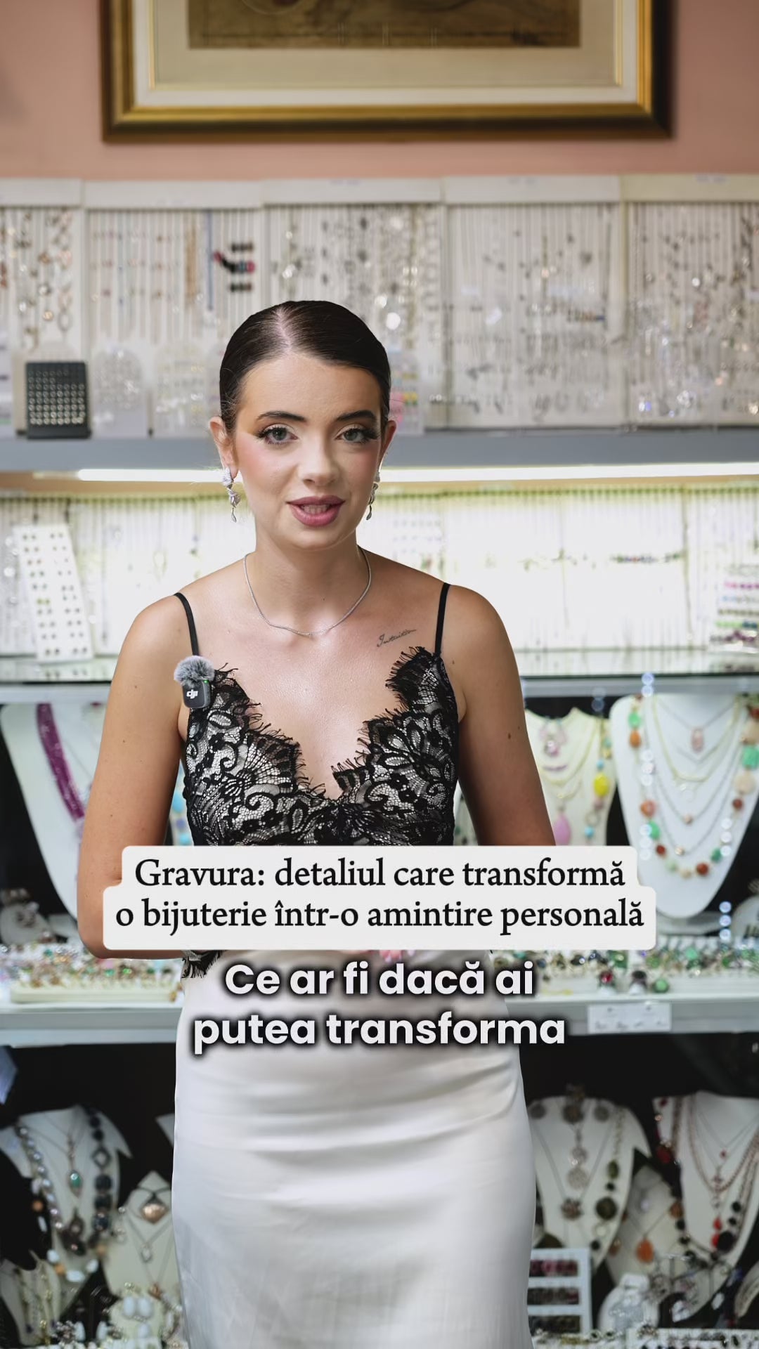 Încarcă clipul video: 